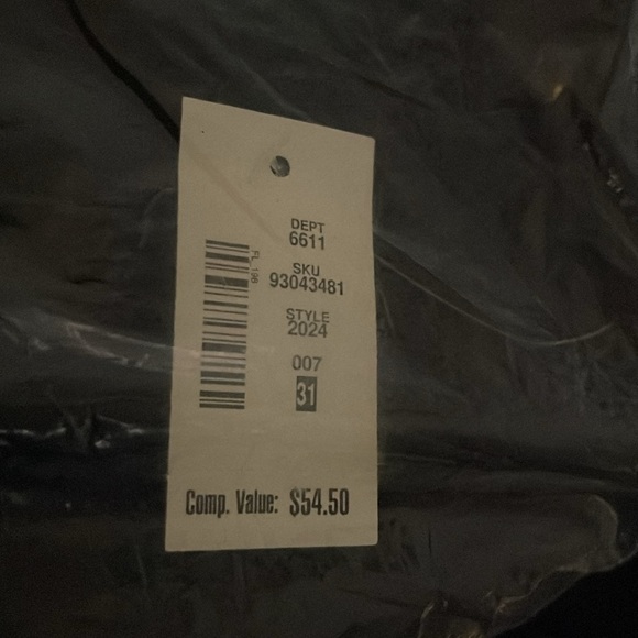 Men’s Belted Cargo Shorts - Picture 5 of 7